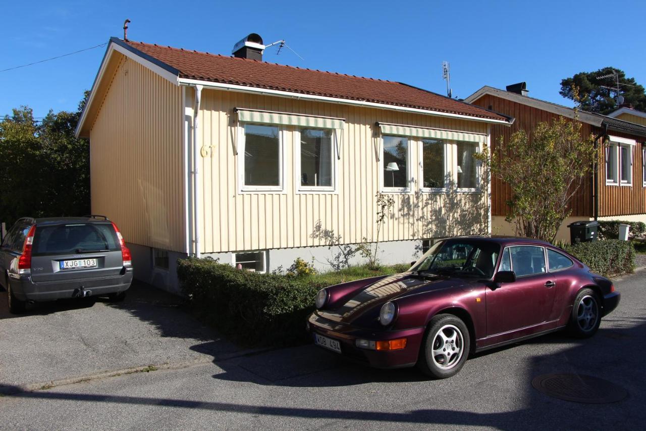 Tallkrogen Romantic House - Upper Or Lower Apartment Stockholm Exterior foto